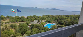 SEA VIEW FLORA